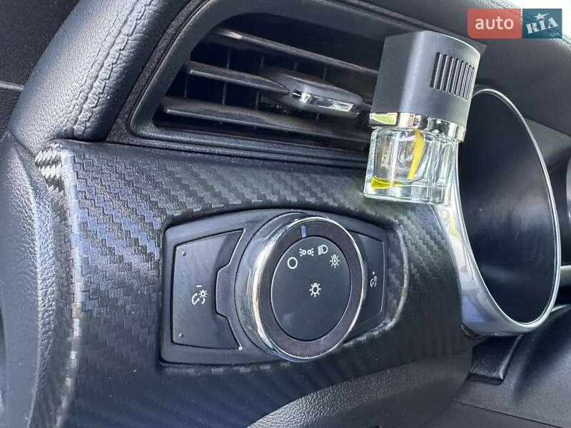 Купе Ford Mustang 2019 в Киеве