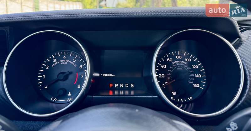 Купе Ford Mustang 2019 в Киеве
