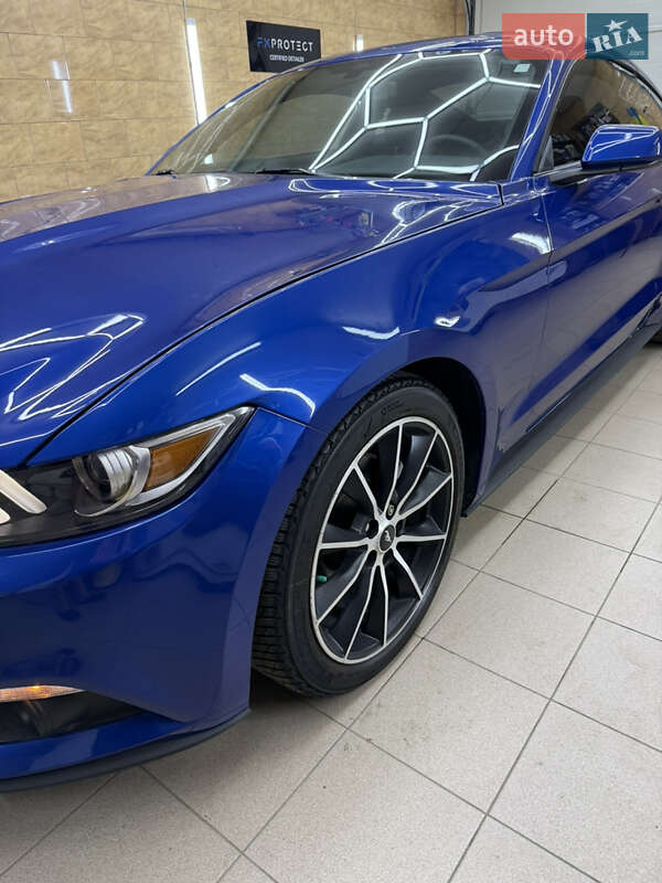 Купе Ford Mustang 2016 в Харькове