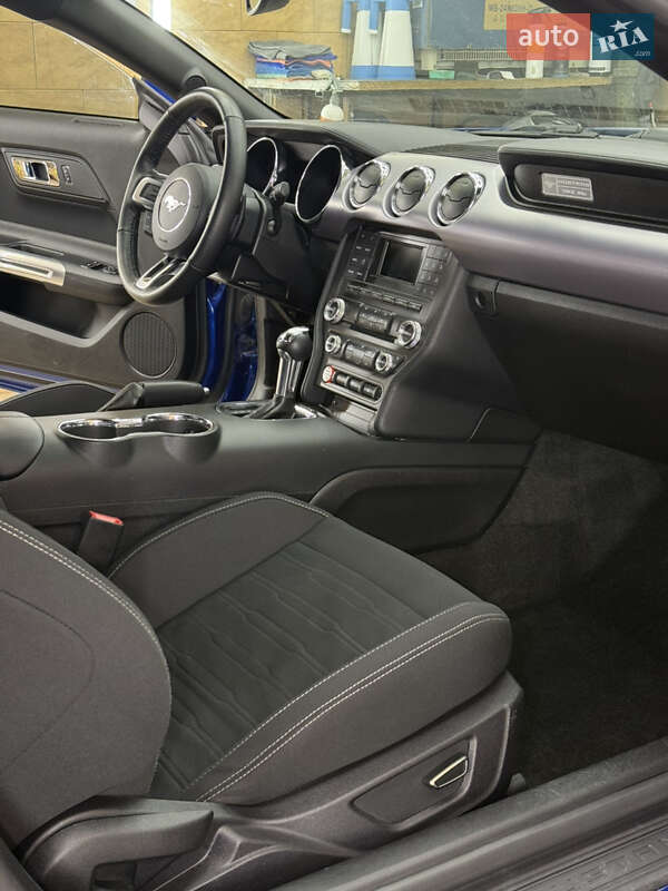 Купе Ford Mustang 2016 в Харькове