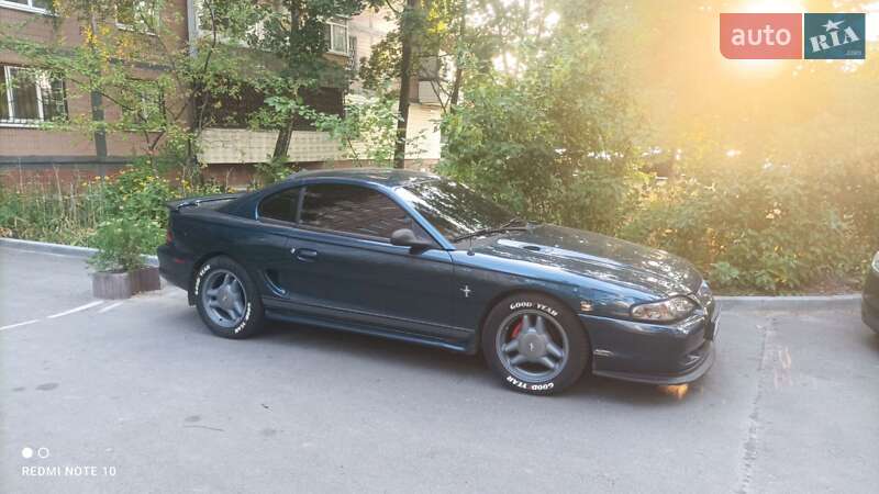 Купе Ford Mustang 1995 в Днепре