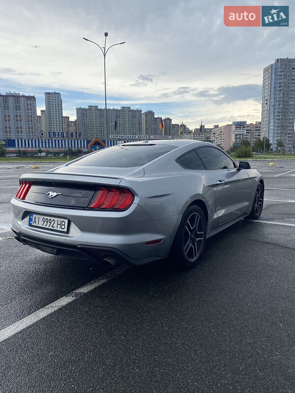 Купе Ford Mustang 2019 в Києві