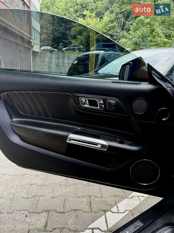 Купе Ford Mustang 2015 в Хмельницькому фото 8 Купе Ford Mustang 2015 в Хмельницькому