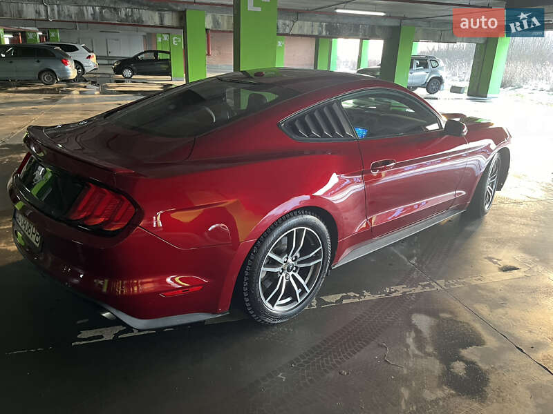 Купе Ford Mustang 2016 в Львове