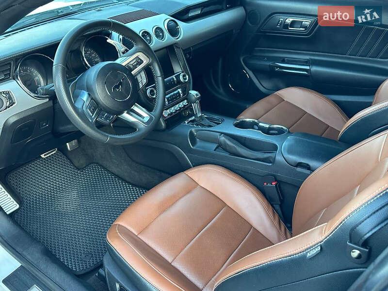 Купе Ford Mustang 2014 в Киеве