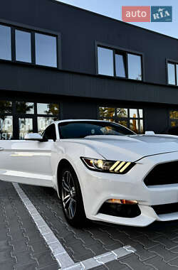 Купе Ford Mustang 2016 в 