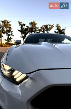 Купе Ford Mustang 2016 в 