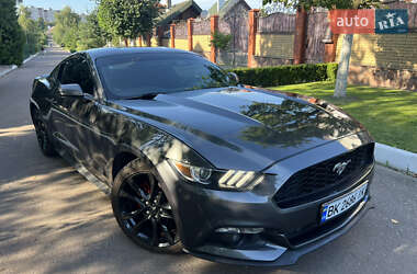 Купе Ford Mustang 2017 в 