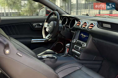 Купе Ford Mustang 2017 в 