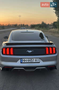 Купе Ford Mustang 2016 в 
