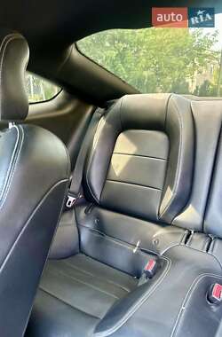 Купе Ford Mustang 2015 в 