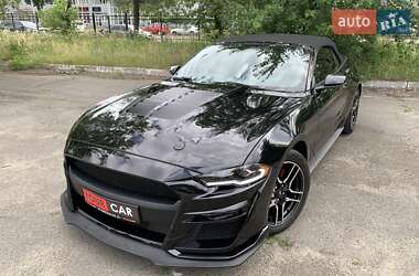 Кабриолет Ford Mustang 2019 в 
