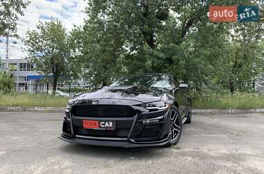 Кабриолет Ford Mustang 2019 в 