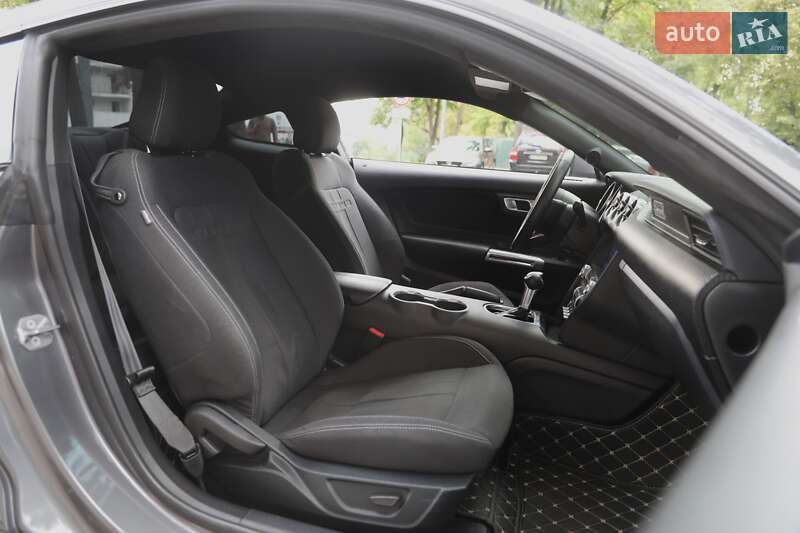 Купе Ford Mustang 2022 в Харькове фото 10 Купе Ford Mustang 2022 в Харькове