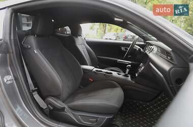 Купе Ford Mustang 2022 в 