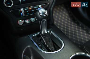Купе Ford Mustang 2022 в 