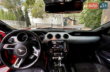 Купе Ford Mustang 2015 в 