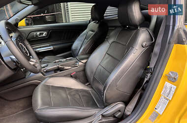 Купе Ford Mustang 2014 в 