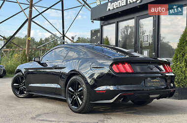 Купе Ford Mustang 2014 в 