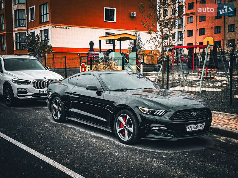 Купе Ford Mustang 2015 в Бердичеве