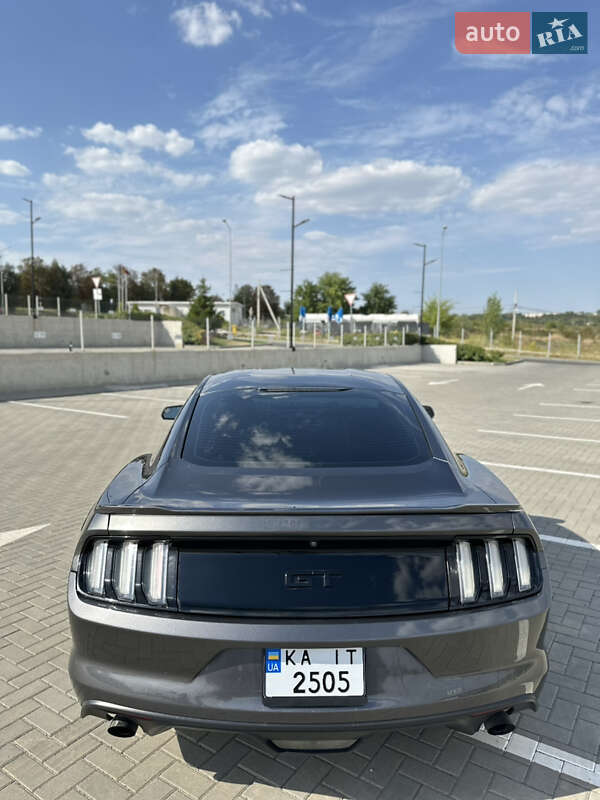Купе Ford Mustang 2016 в Киеве фото 6 Купе Ford Mustang 2016 в Киеве
