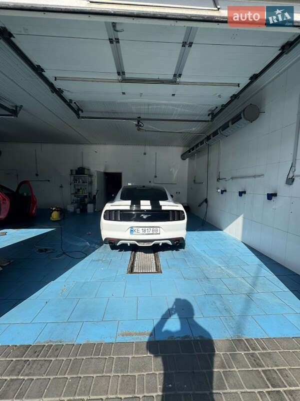 Купе Ford Mustang 2015 в Днепре фото 6 Купе Ford Mustang 2015 в Днепре