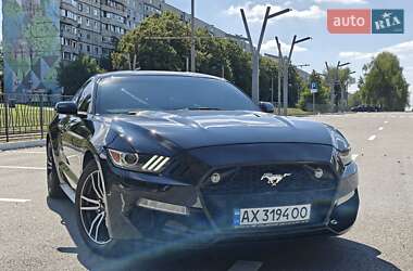 Купе Ford Mustang 2015 в 