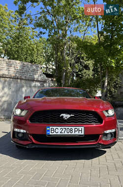 Купе Ford Mustang 2017 в 