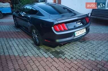 Купе Ford Mustang 2017 в 