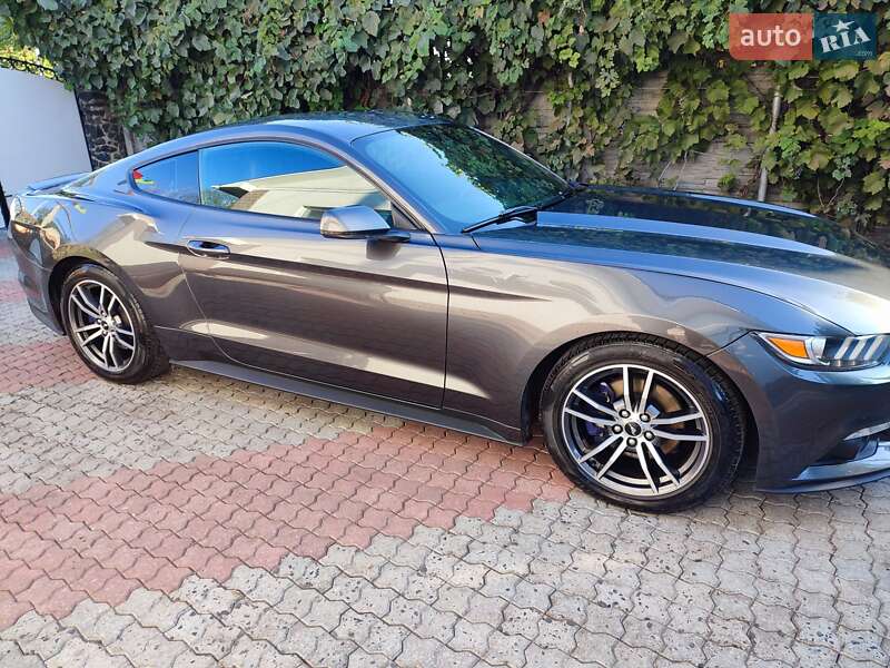 Купе Ford Mustang 2017 в Пятихатках фото 11 Купе Ford Mustang 2017 в Пятихатках