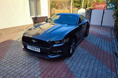 Купе Ford Mustang 2017 в 