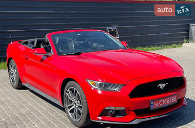 Кабриолет Ford Mustang 2015 в 