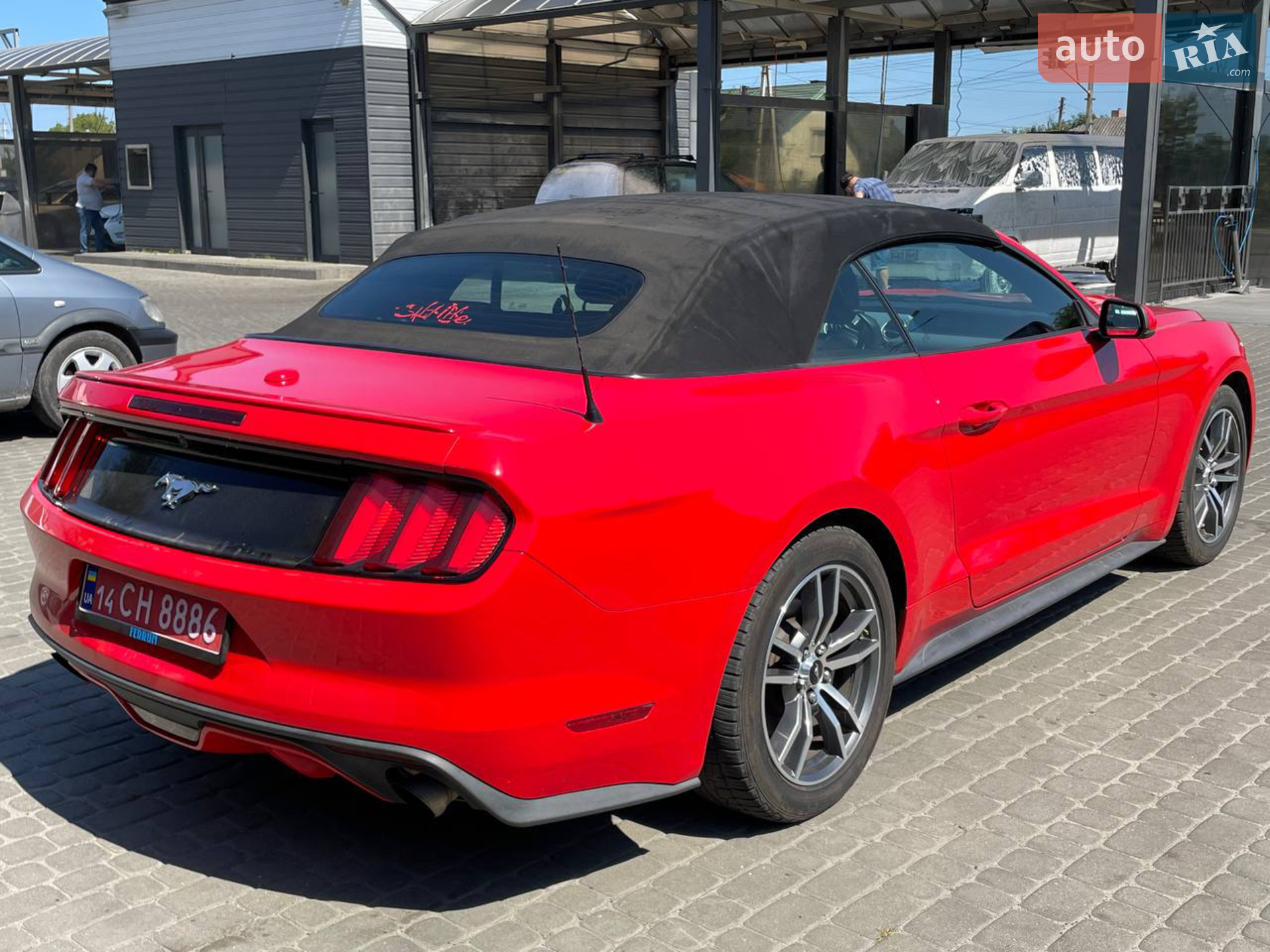 2015 Ford Mustang - мініатюра 16