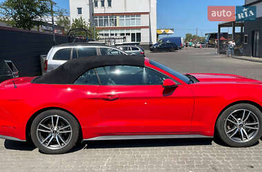 Кабриолет Ford Mustang 2015 в 