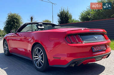Кабриолет Ford Mustang 2015 в 