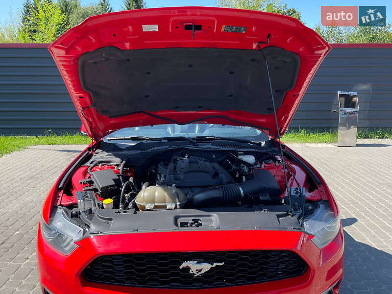 Кабриолет Ford Mustang 2015 в Ковеле