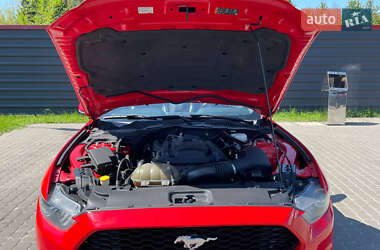 Кабриолет Ford Mustang 2015 в 