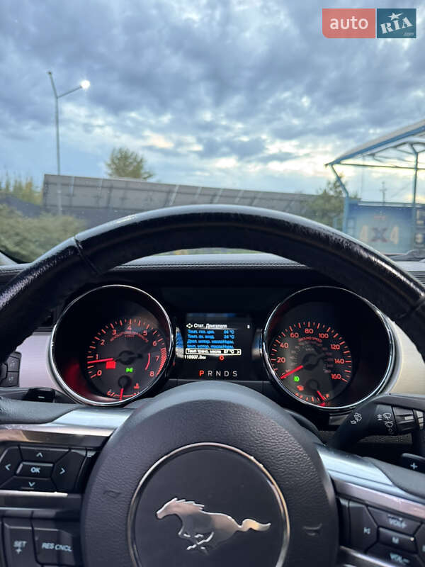 Купе Ford Mustang 2015 в Киеве