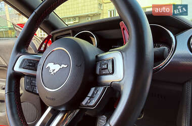 Купе Ford Mustang 2015 в 