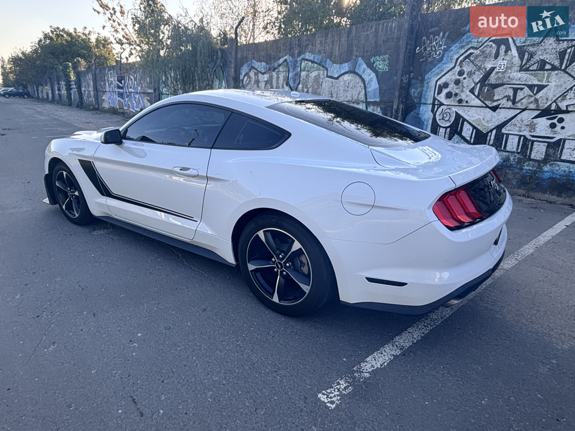 2019 Ford Mustang - мініатюра 7