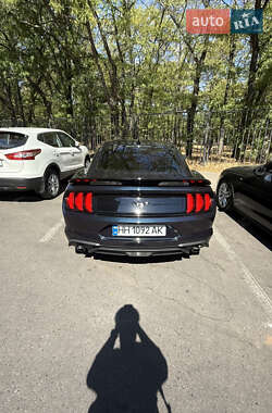 Купе Ford Mustang 2022 в 