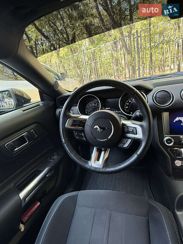 Купе Ford Mustang 2022 в Одесі