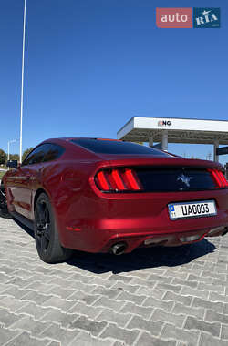 Купе Ford Mustang 2016 в Тульчине
