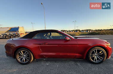 Кабріолет Ford Mustang 2016 в 
