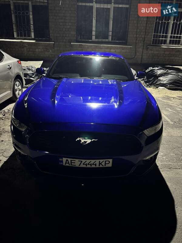 Купе Ford Mustang 2015 в Днепре