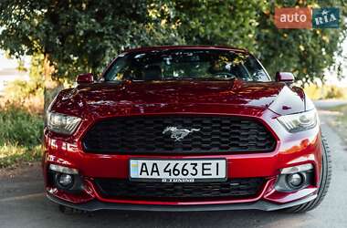 Купе Ford Mustang 2015 в 