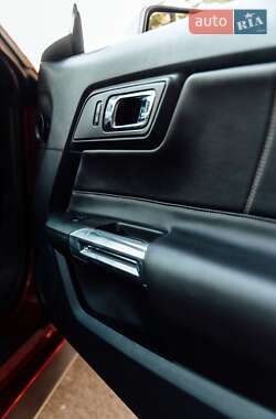 Купе Ford Mustang 2015 в 