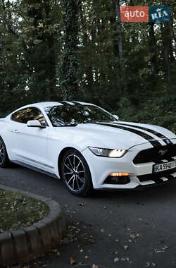 Купе Ford Mustang 2015 в Ужгороді