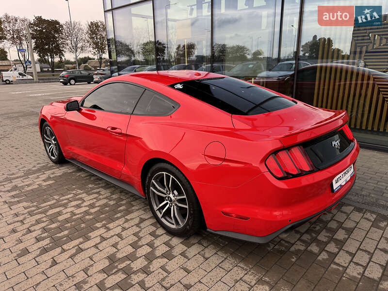 Купе Ford Mustang 2015 в Киеве