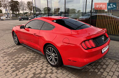 Купе Ford Mustang 2015 в 